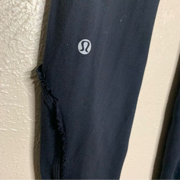 Lululemon Wunder under ruffle leggings black - Picture 9 of 13